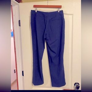 Nike Dri-fit women’s Golf pants Blue size 10 like new